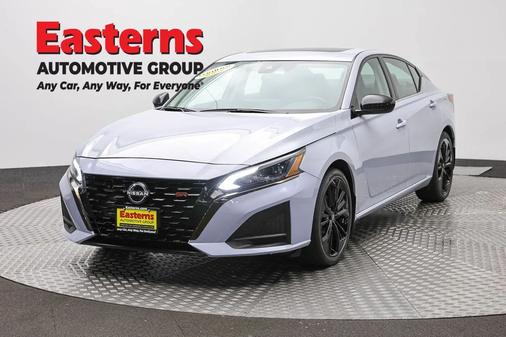Used 2023 Gray Nissan 2.5 SR image 1