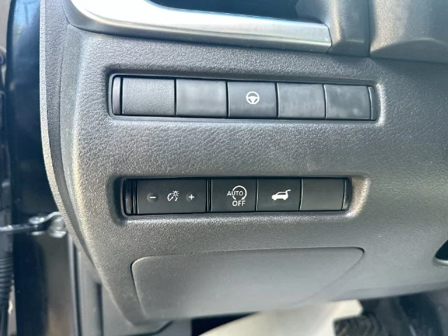Used 2023 Black Nissan SL image 48