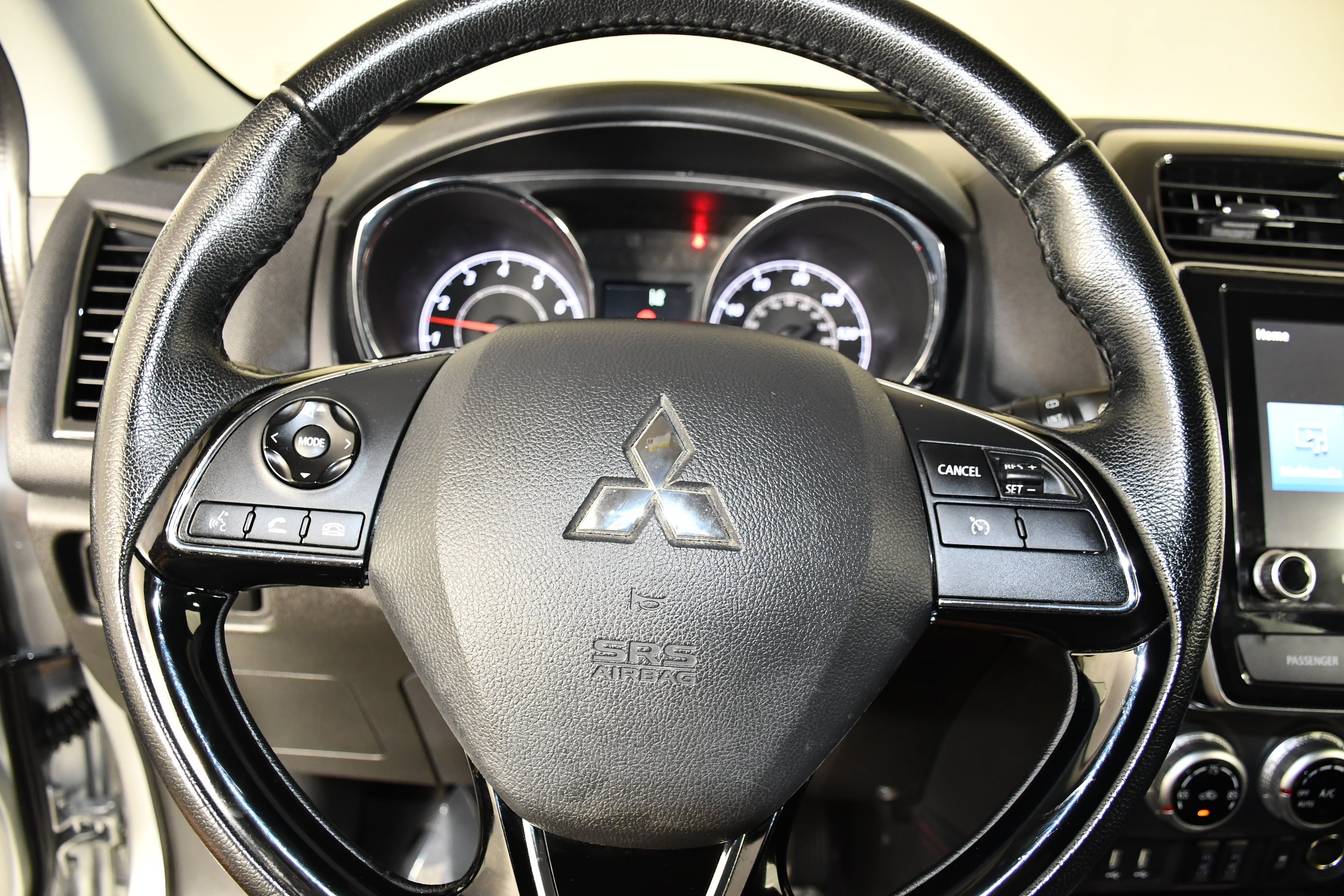 Certified Used 2024 Black Mitsubishi SE image 19