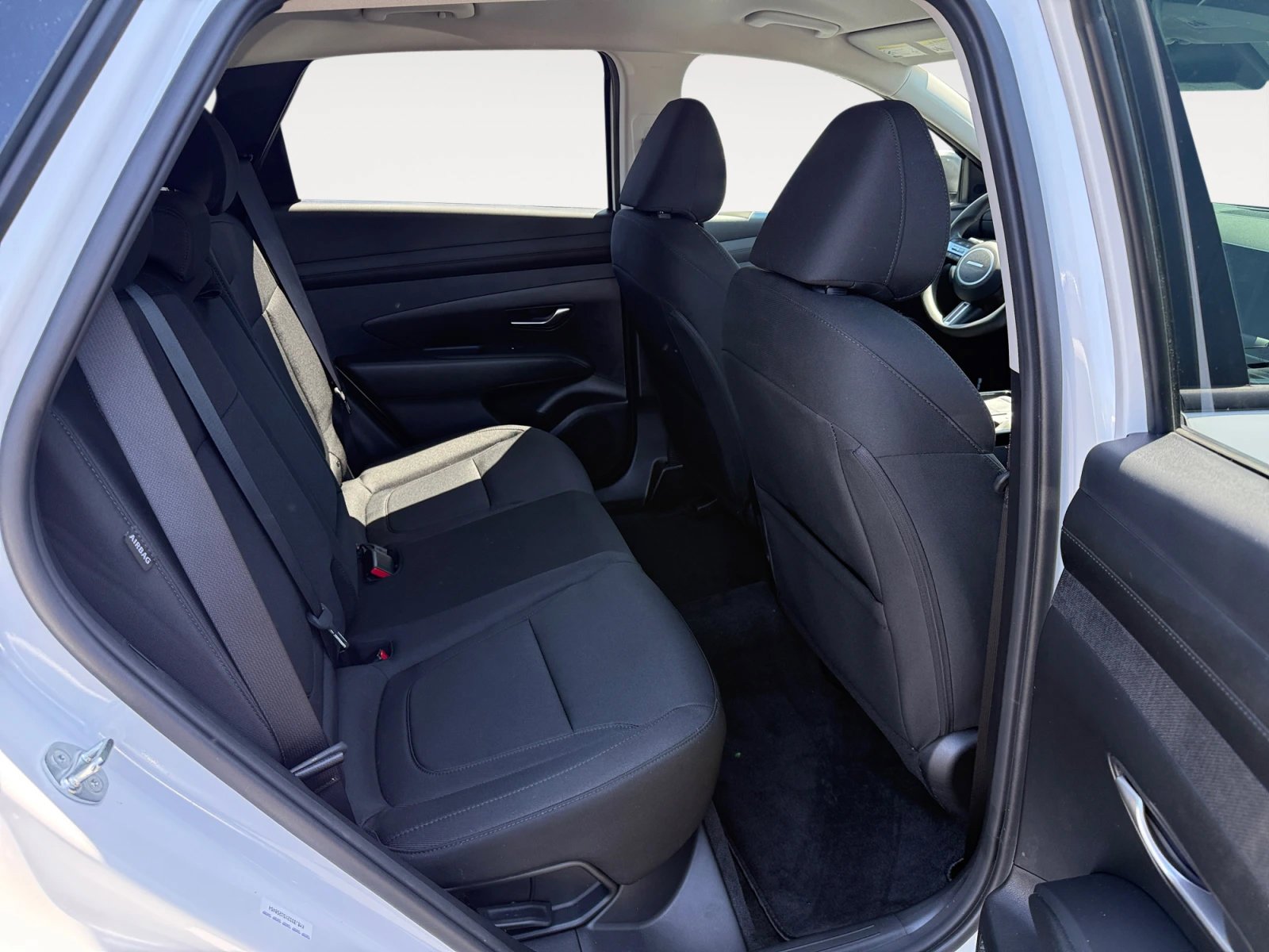 Certified Used 2025 White Pearl Hyundai SEL image 18