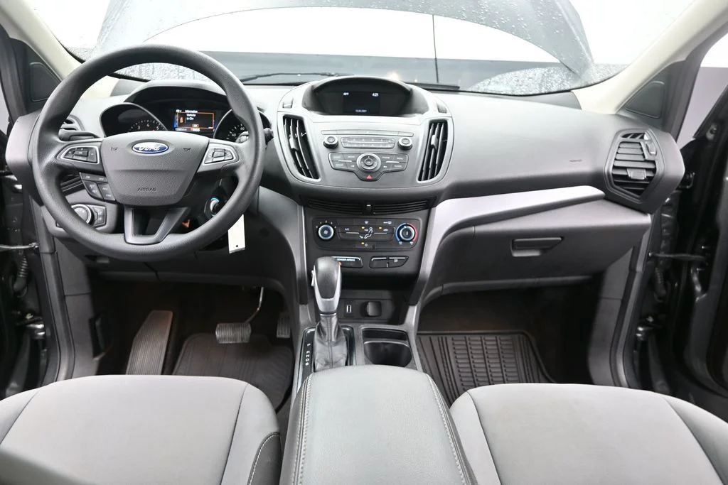Used 2019 Gray Ford S image 31