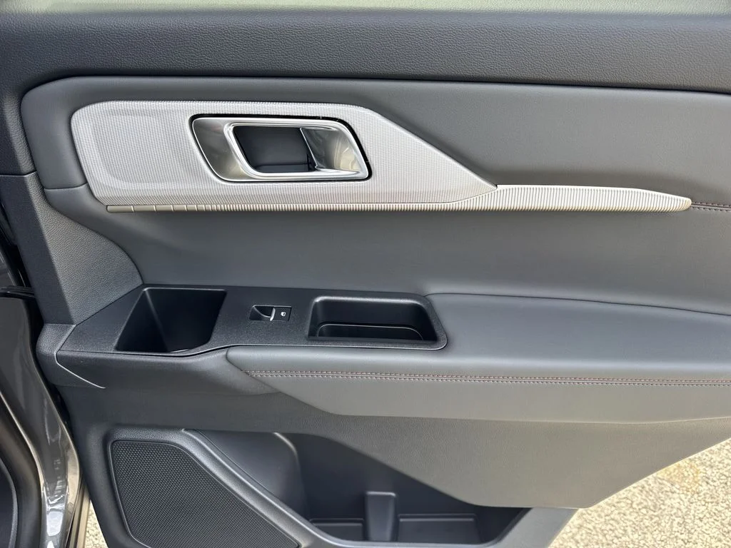 New 2026 Gray Ford Active image 16