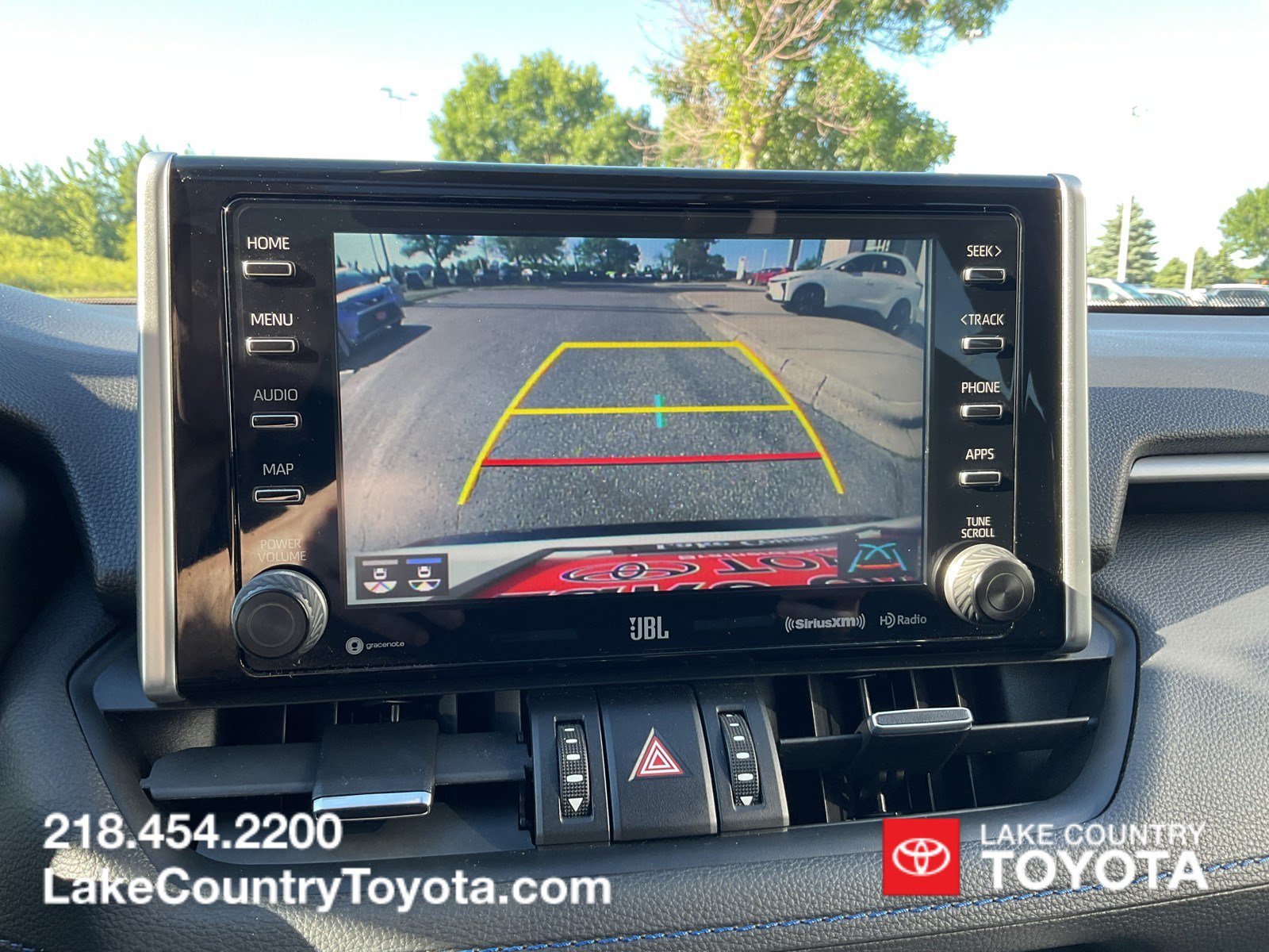 Used 2020 Blizzard Pearl Toyota XSE image 31