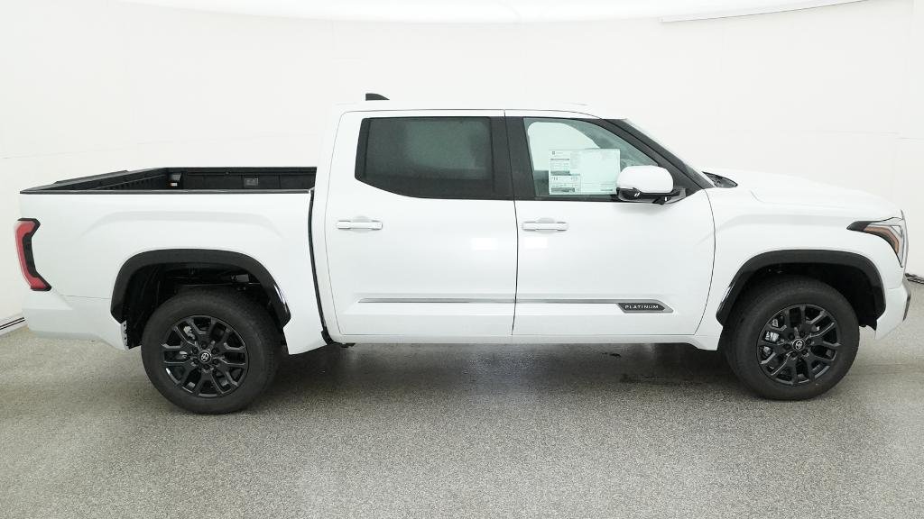 New 2026 Wind Chill Pearl Toyota Platinum image 19