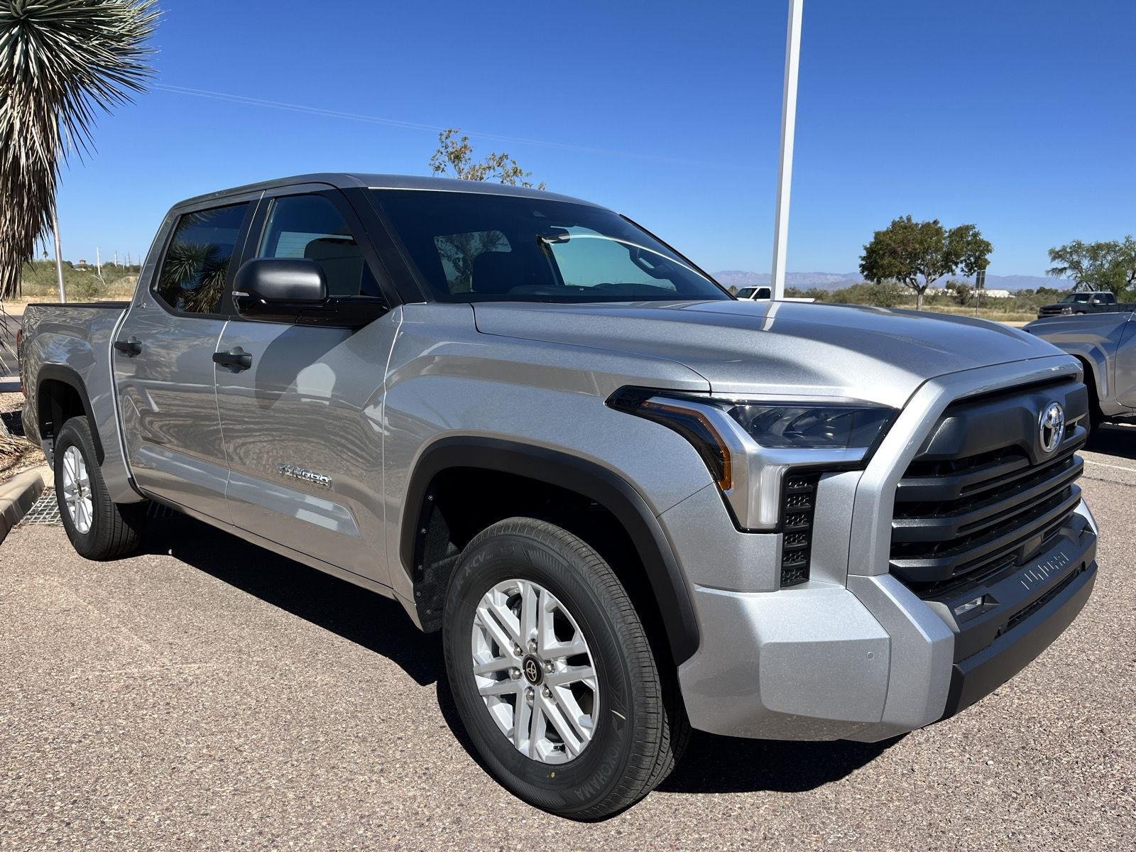 2026 Toyota Tundra SR5 - Photo 7