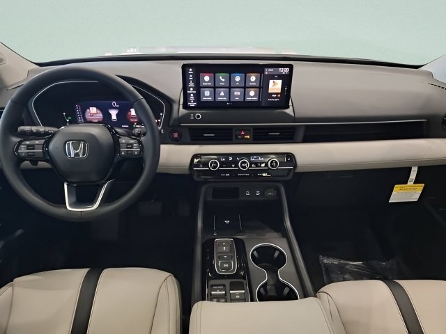 New 2026 Platinum White Pearl Honda Touring image 15