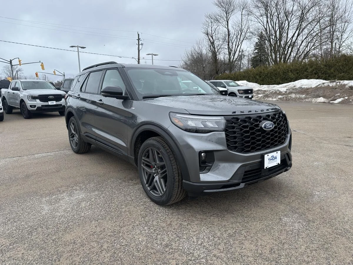 New 2026 Grey Ford St-Line image 3