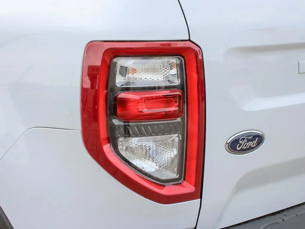 New 2026 OXFORD WHITE Ford Outer Banks image 10