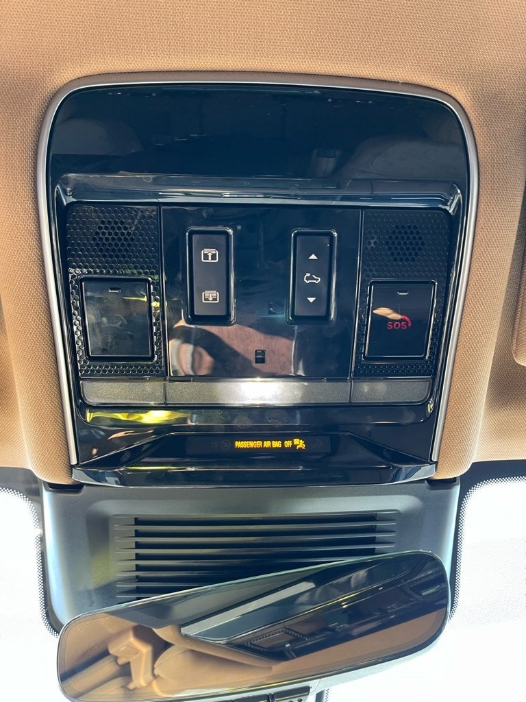 2023 LAND ROVER RANGE ROVER - Image 9