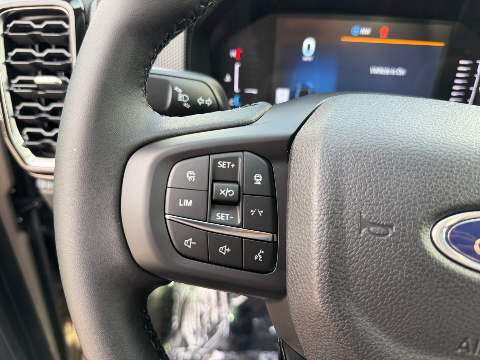 New 2026 Marsh Gray Ford XLT image 24