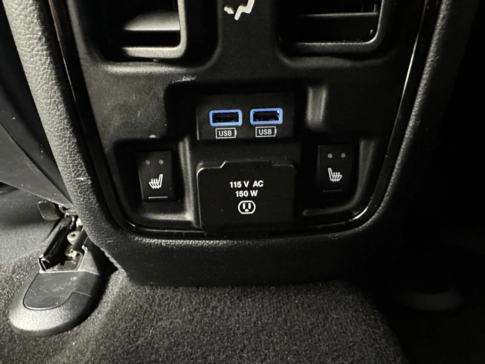 Used 2020 Granite Crystal Metallic Dodge R/T image 45