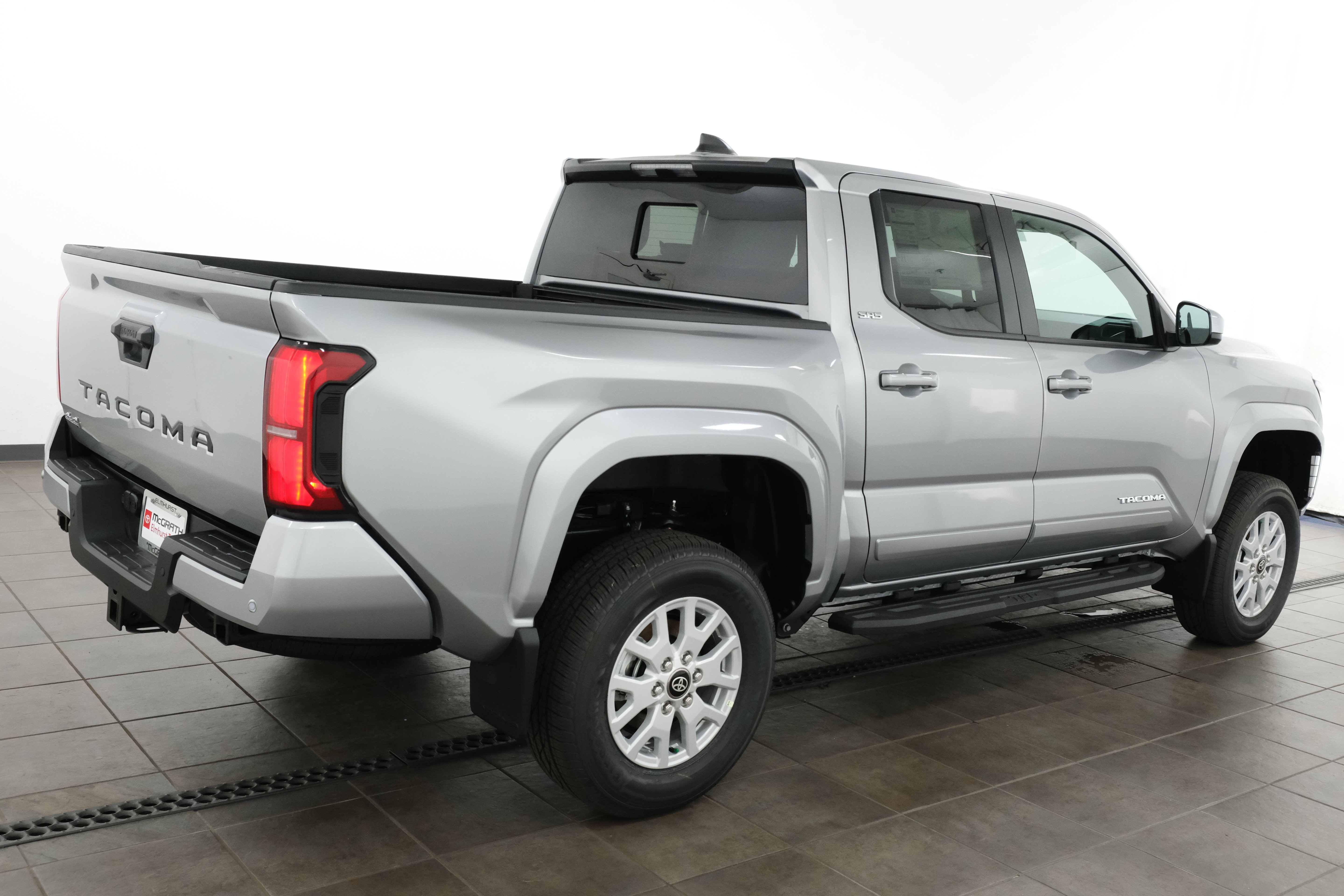 New 2026 Celestial Silver Metallic Toyota  SR5 image 7