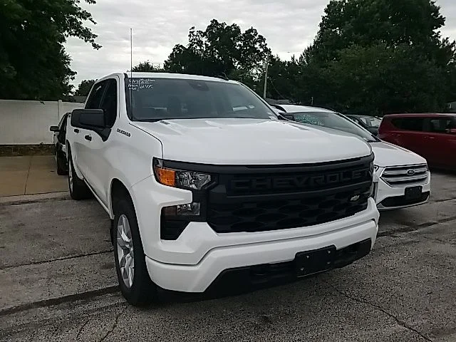 Used 2026 White Chevrolet Custom image 6