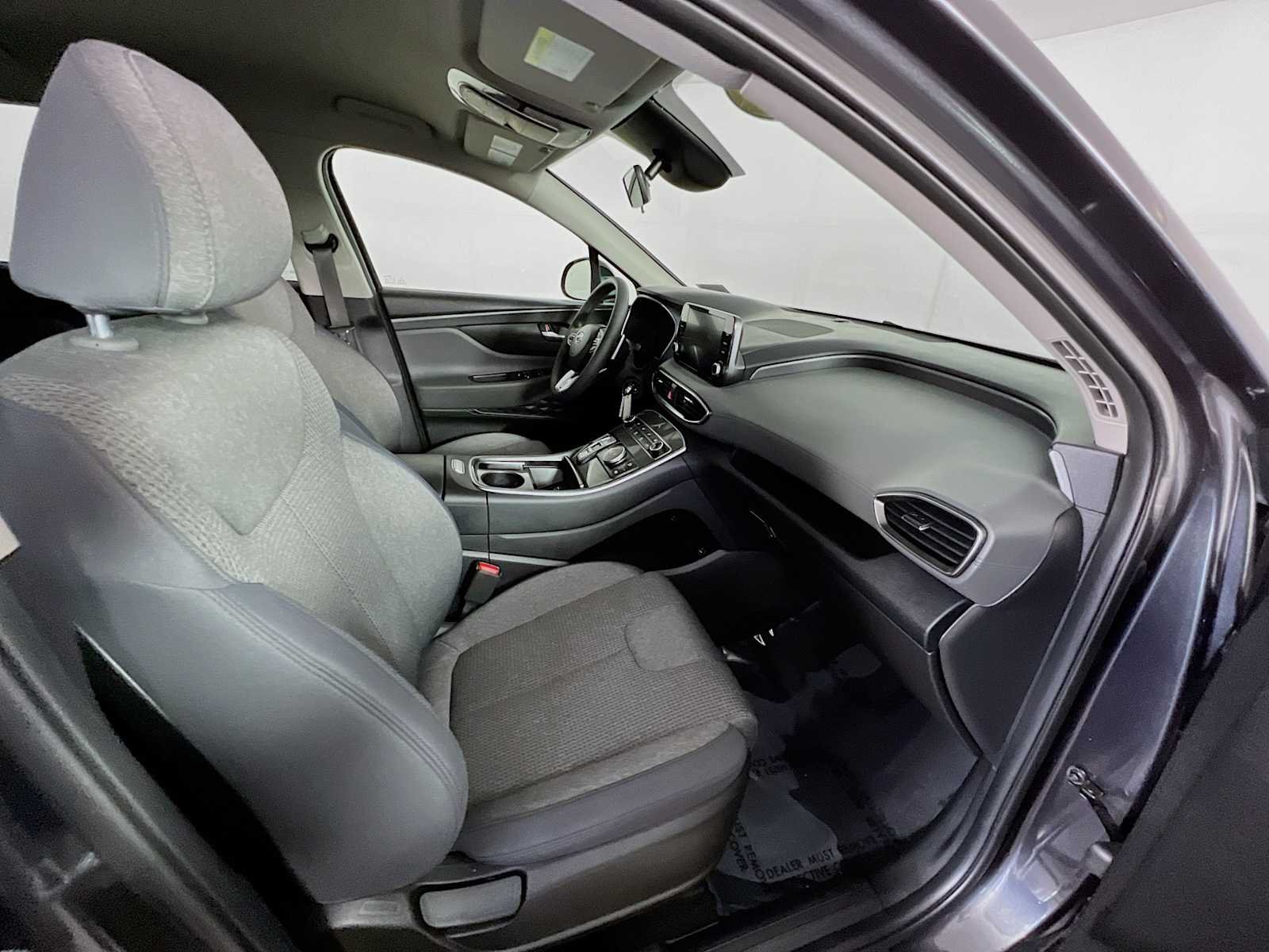 Used 2023 Portofino Gray Hyundai SE image 27