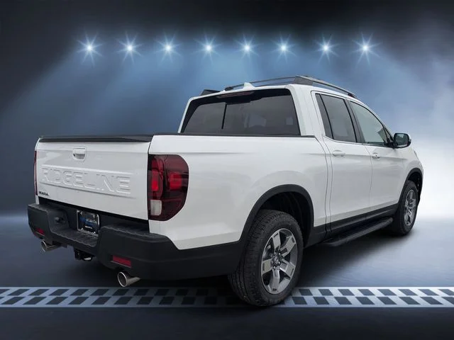 New 2026 Platinum White Pearl Honda RTL image 3