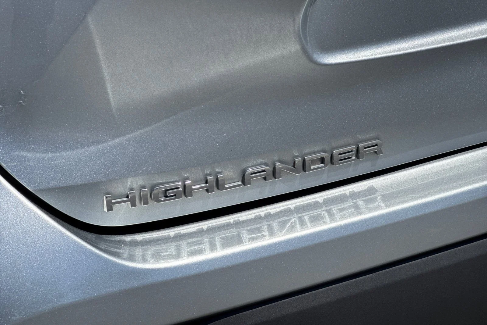Used 2021 Celestial Silver Toyota Hybrid XLE image 34