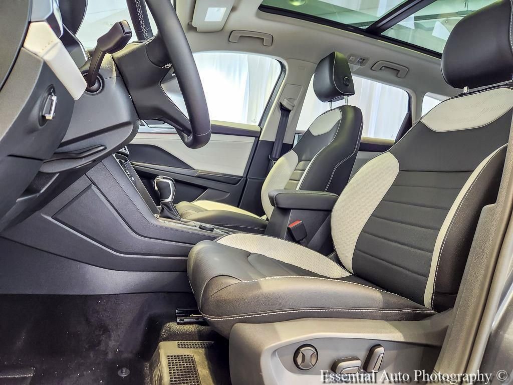 New 2026 Platinum Gray Metallic Volkswagen 1.5T SEL image 7