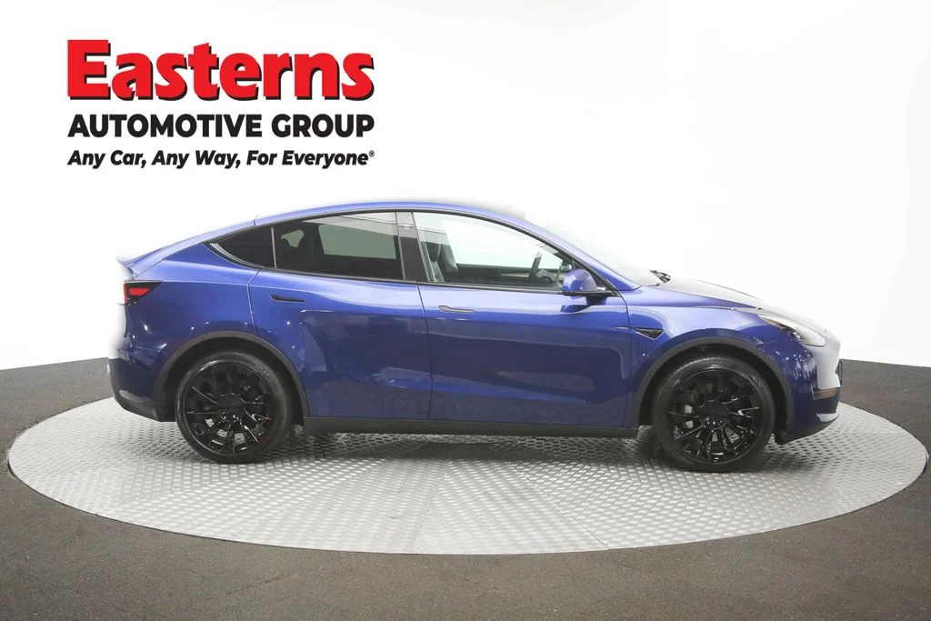 Used 2023 Blue Tesla Long Range image 40