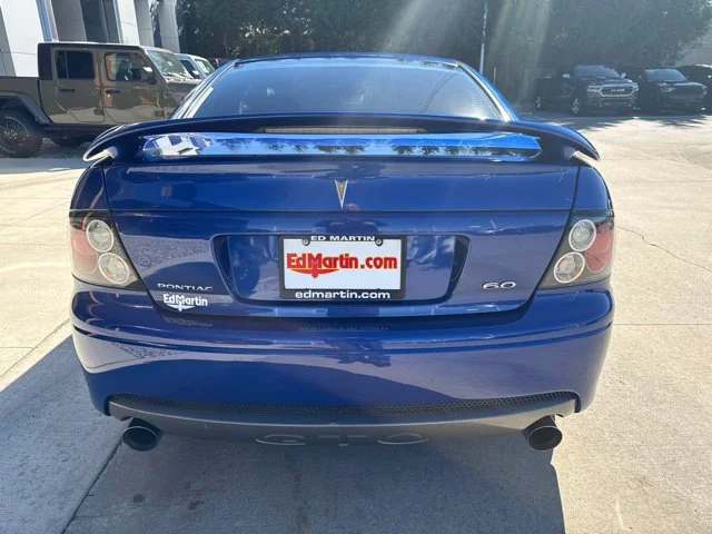 Used 2006 Blue Pontiac Base image 7