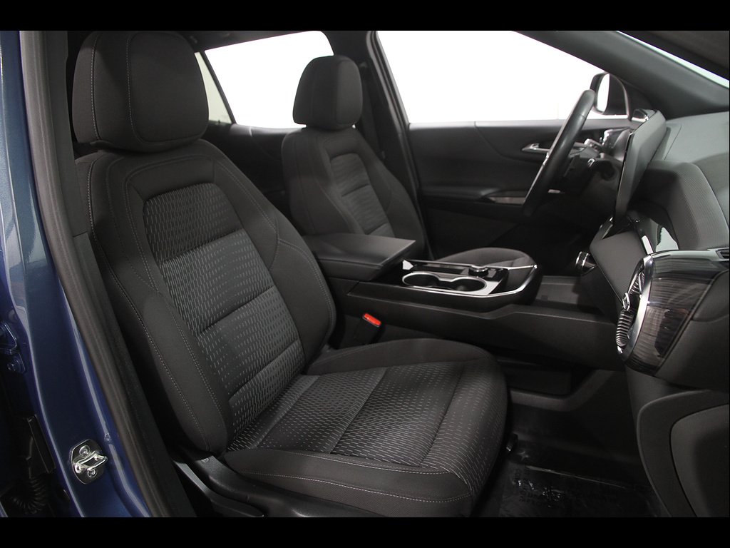 Used 2026 Lakeshore Blue Metallic Chevrolet LT image 16