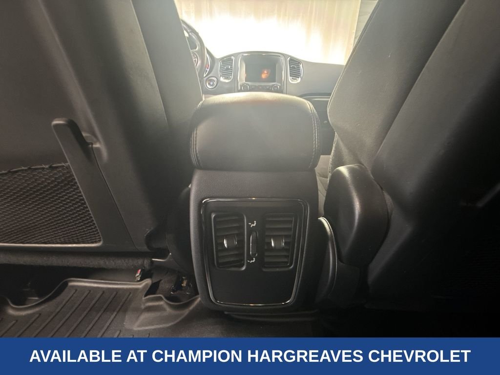Used 2018 White Dodge SXT image 30