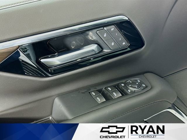2026 Chevrolet Suburban High Country - Photo 18