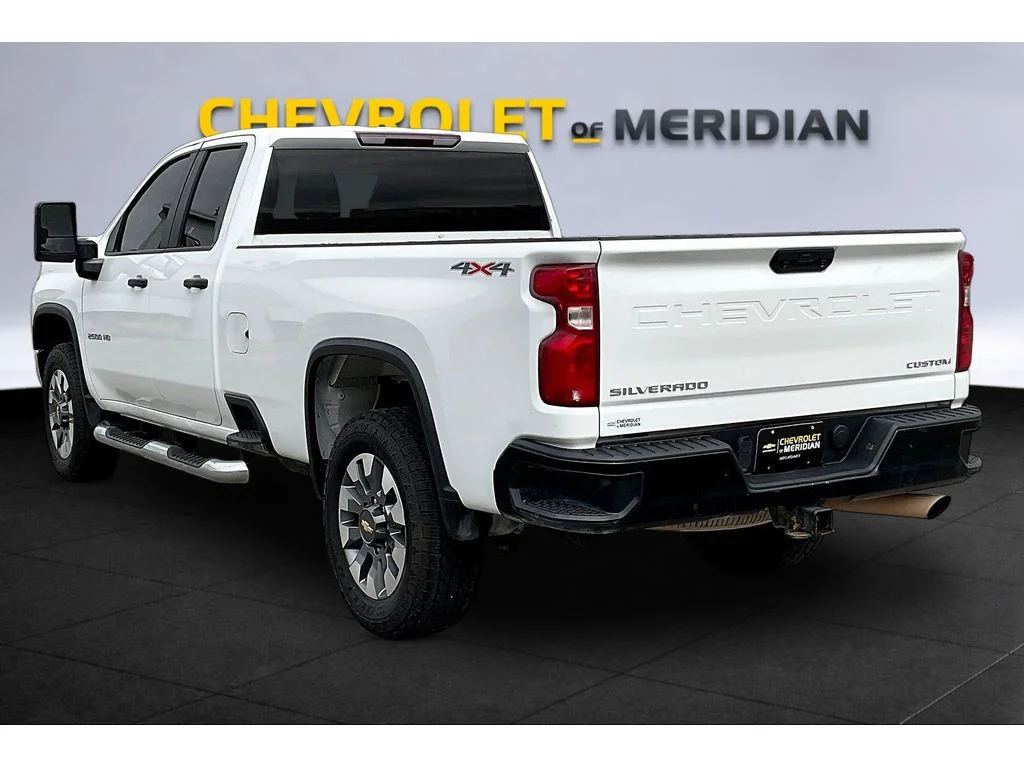 Used 2023 Summit White Chevrolet Custom image 2