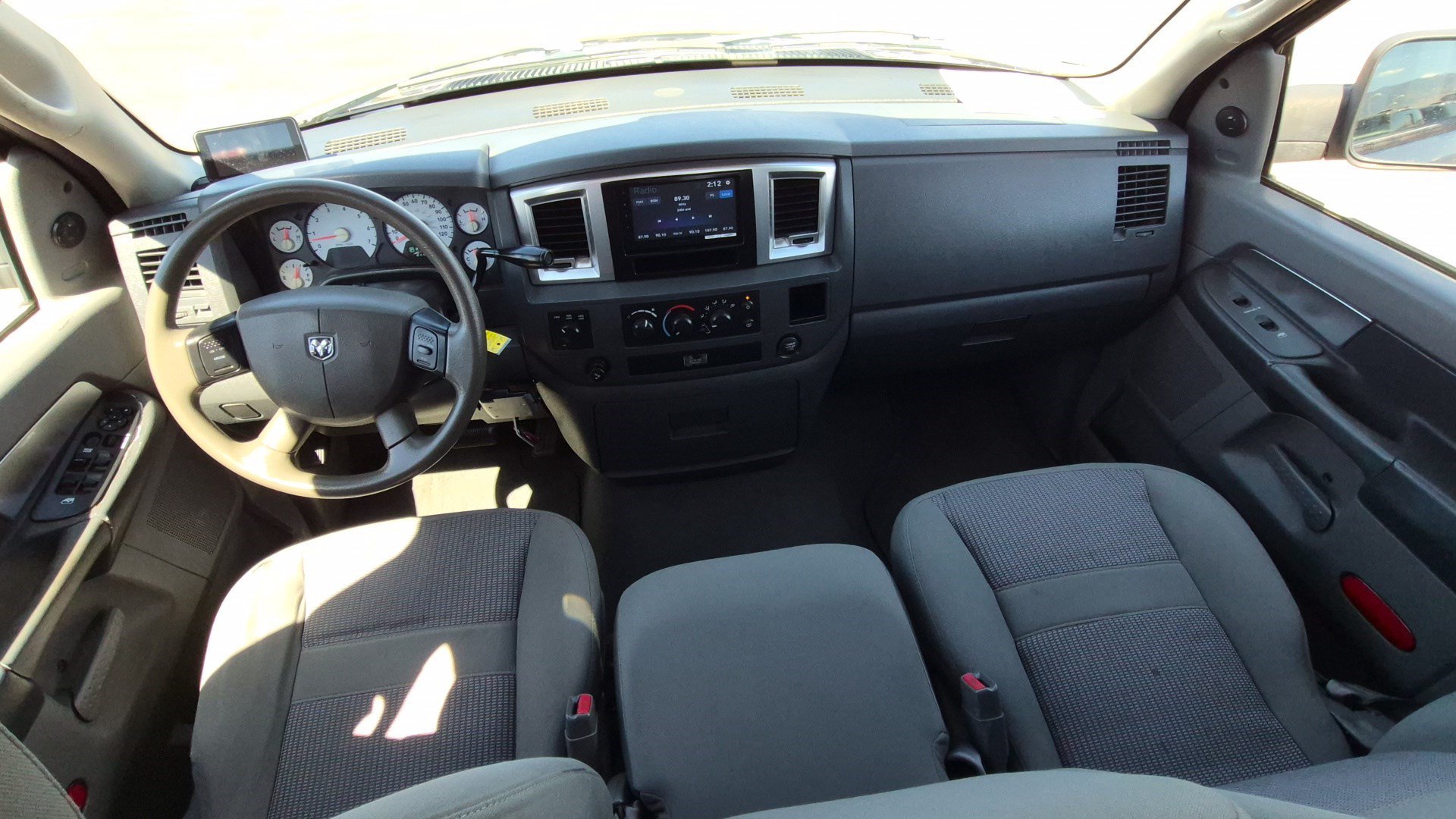 Used 2007 Mineral Gray Metallic Dodge SLT image 23