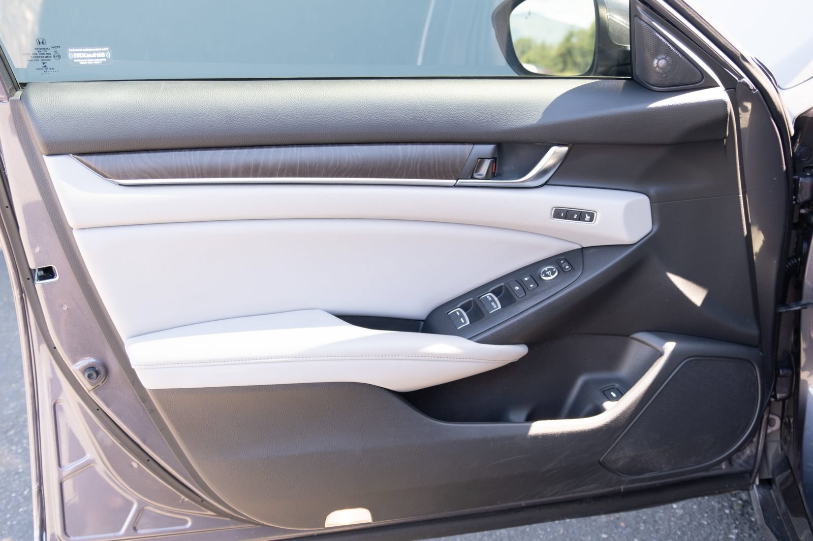 Used 2018  Honda Touring 1.5T image 14