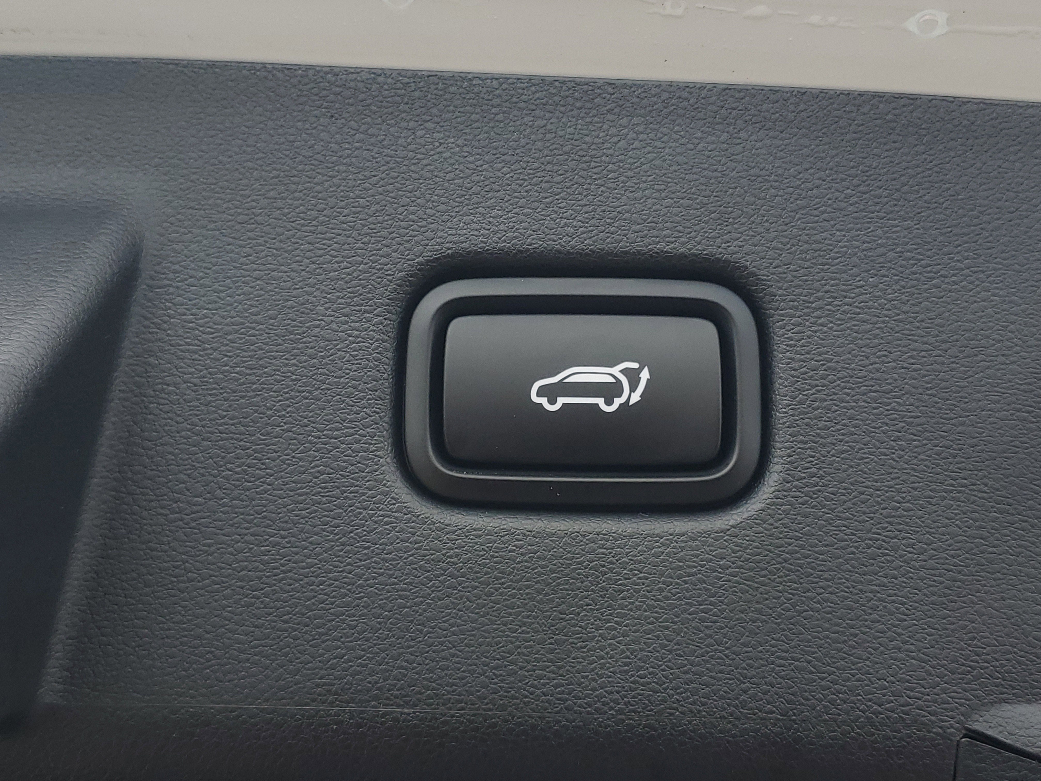 Certified Used 2024 White Pearl Hyundai Limited image 6