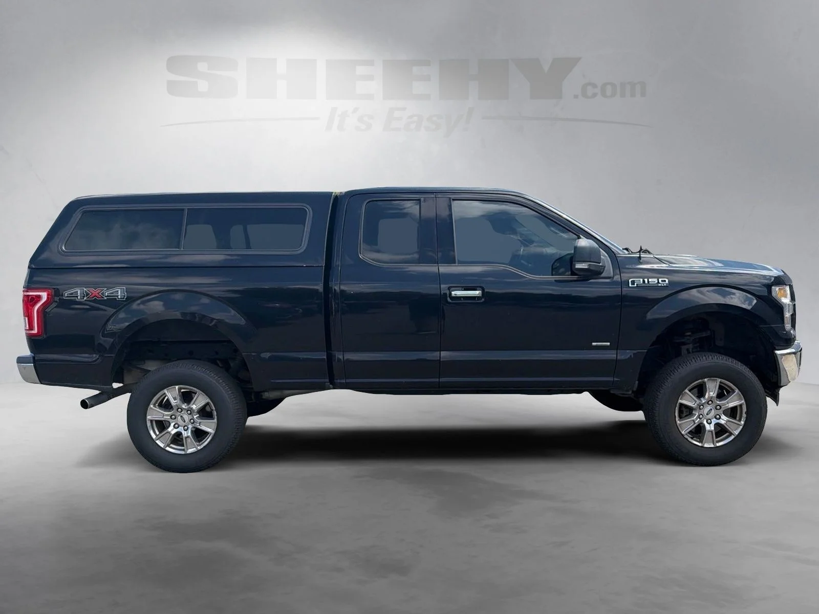 Used 2017 Shadow Black Ford XLT image 8