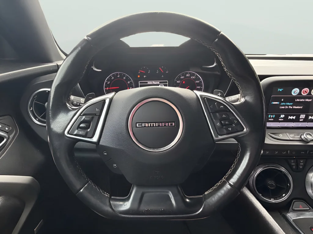 Used 2018 Black Chevrolet 2LT image 9