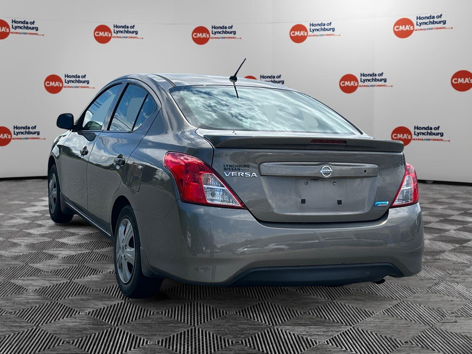 Used 2015 Titanium Nissan S Plus image 3