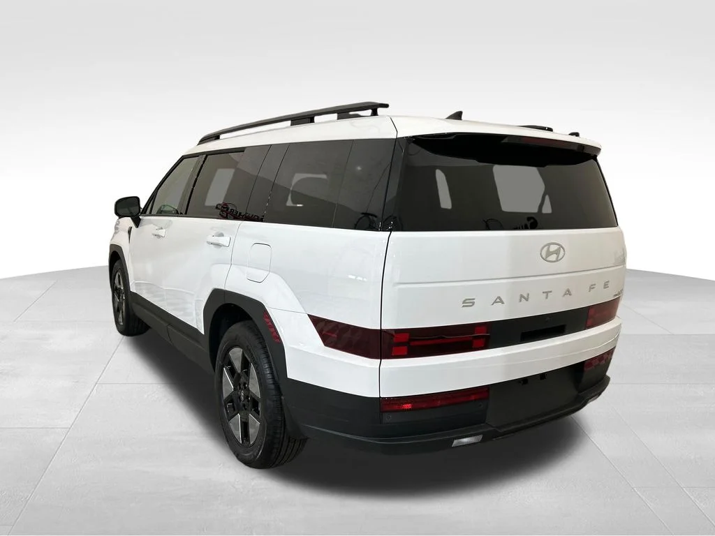 Used 2026 White Hyundai SEL image 3