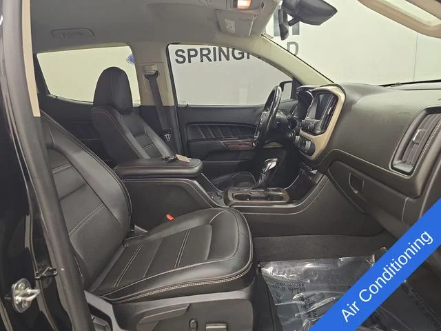 Used 2022 Onyx Black GMC Denali image 9