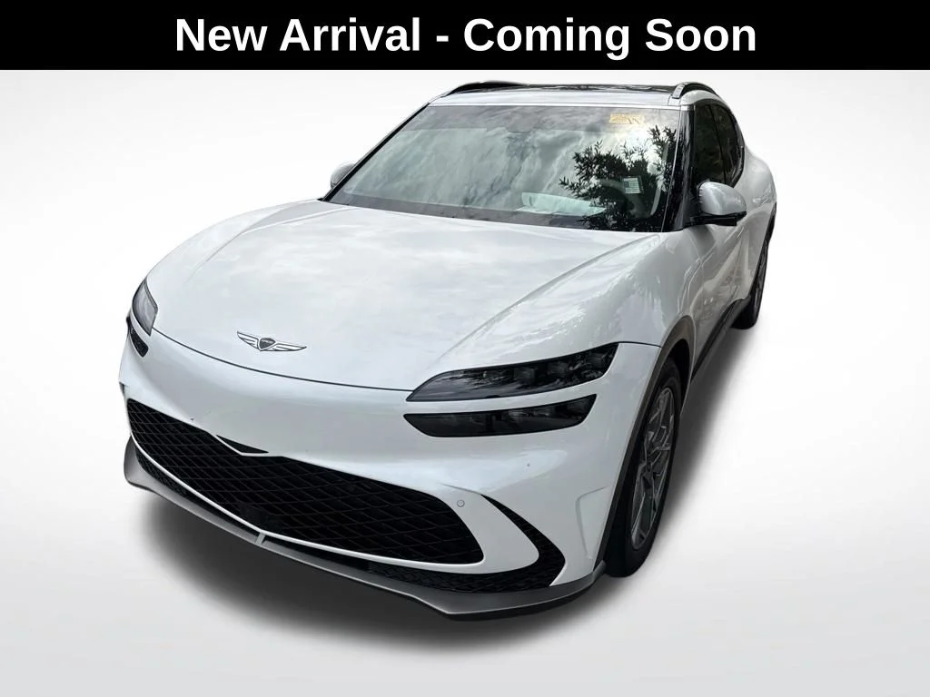 Used 2025 White Genesis Standard image 2