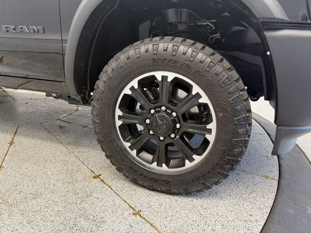 New 2026 Diamond Black Crystal Pearlcoat Ram Rebel image 8