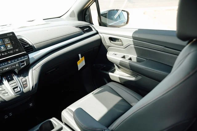2026 Honda Odyssey Sport L - Photo 8