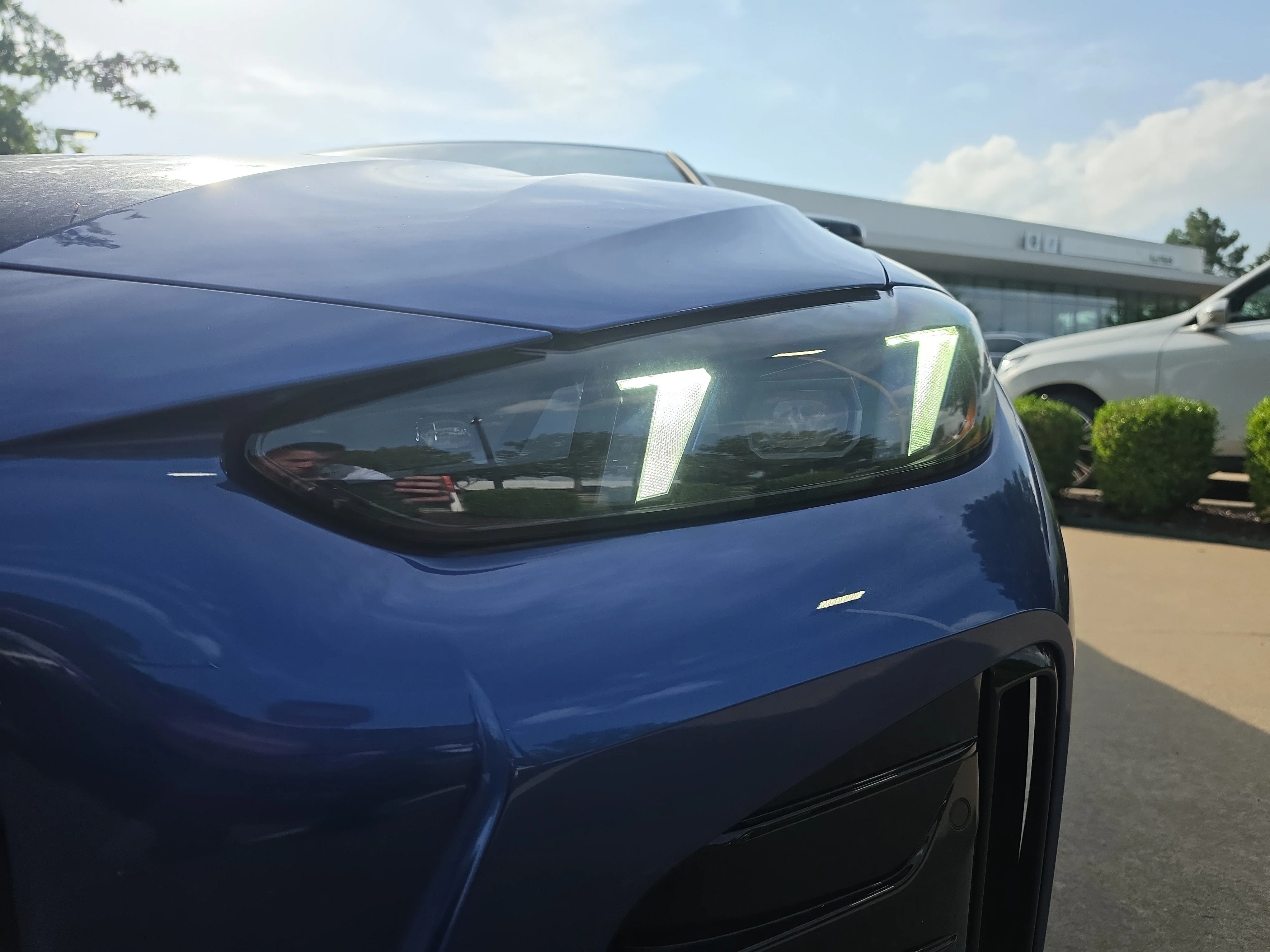 New 2026 PORTIMAO BLUE BMW xDrive40 image 9