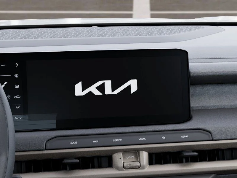 New 2027 Ivory Silver Kia S image 20