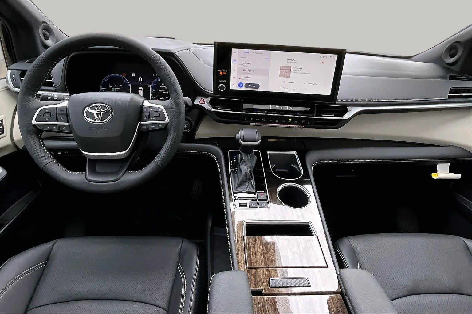 New 2026 Midnight Black Metallic Toyota Platinum image 5