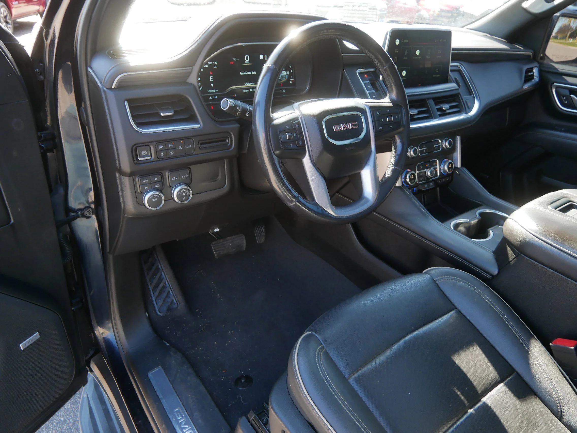 2022 GMC Yukon XL SLT - Photo 20