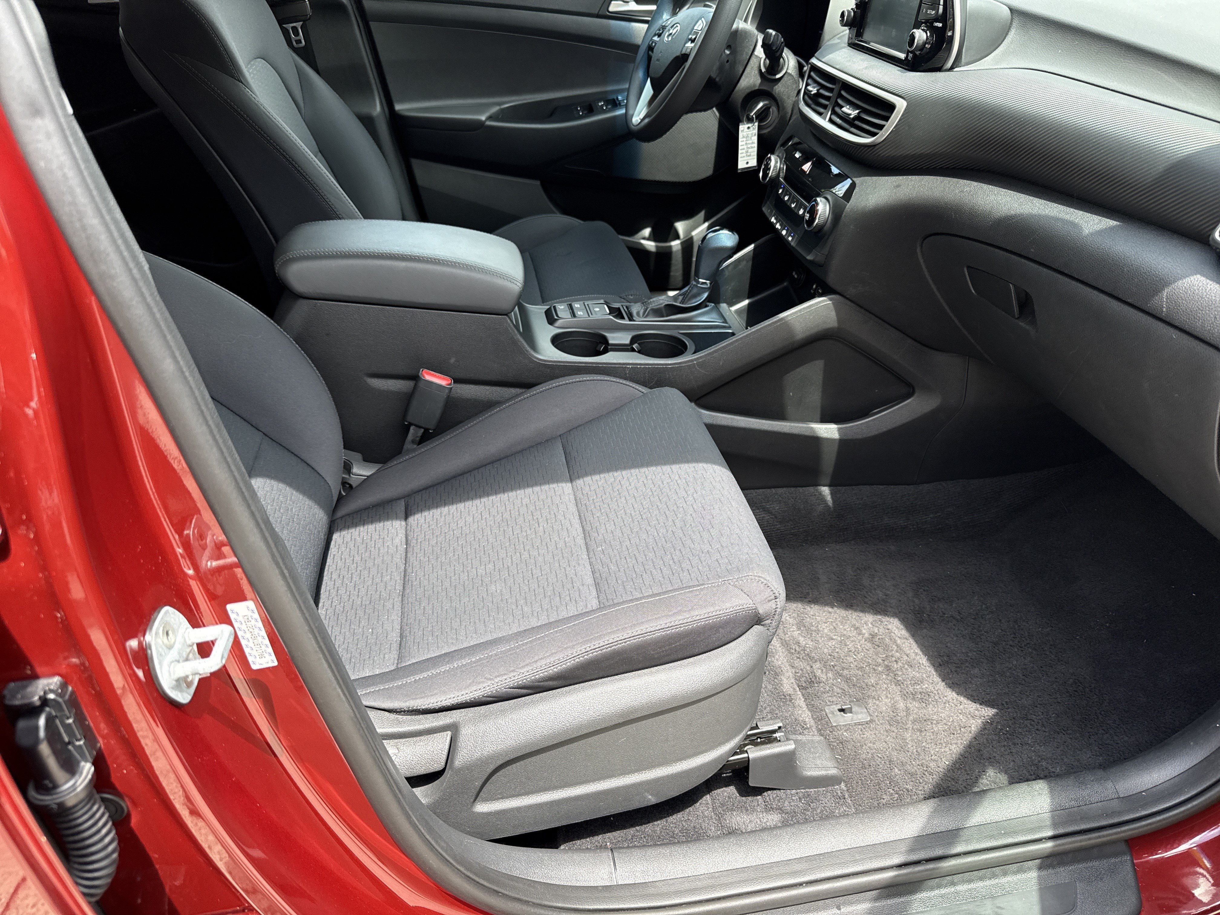 Used 2019 Gemstone Red Hyundai SE image 13