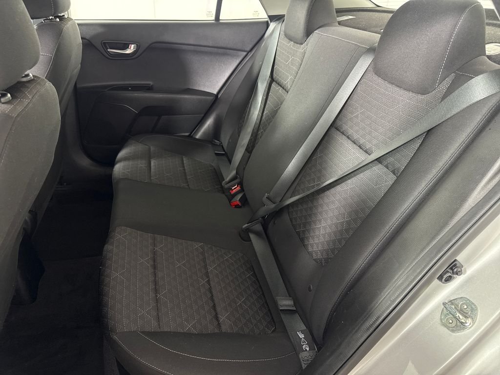 2023 Kia Rio LX - Photo 11