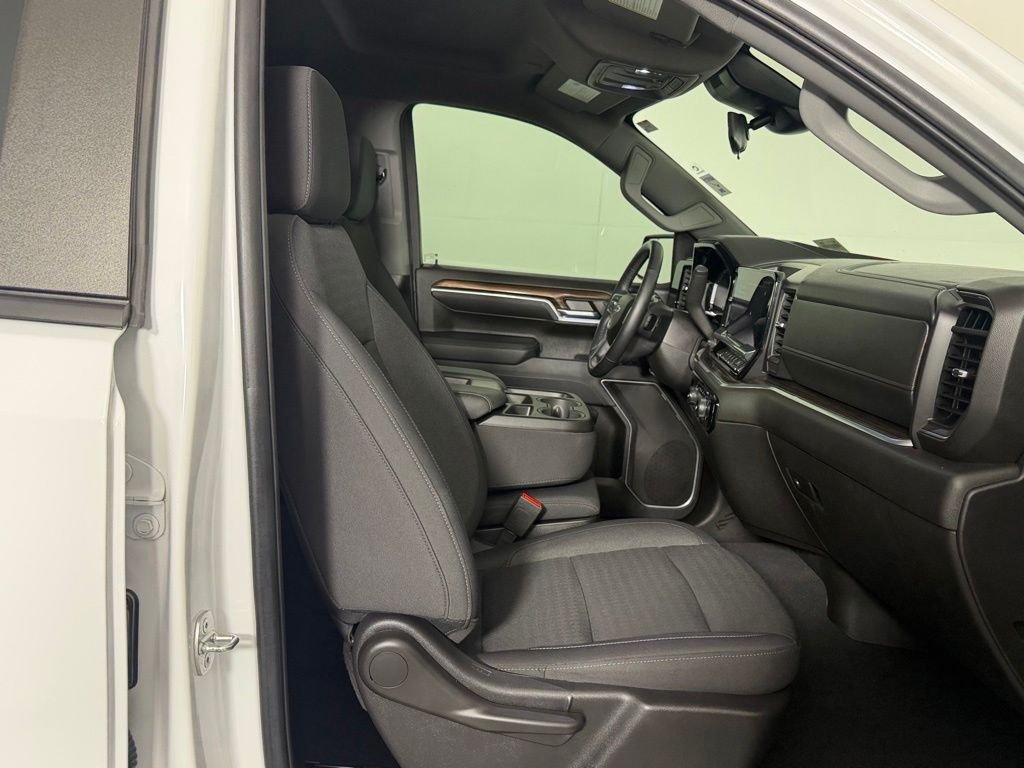 2024 Chevrolet Silverado 1500 RST - Photo 31