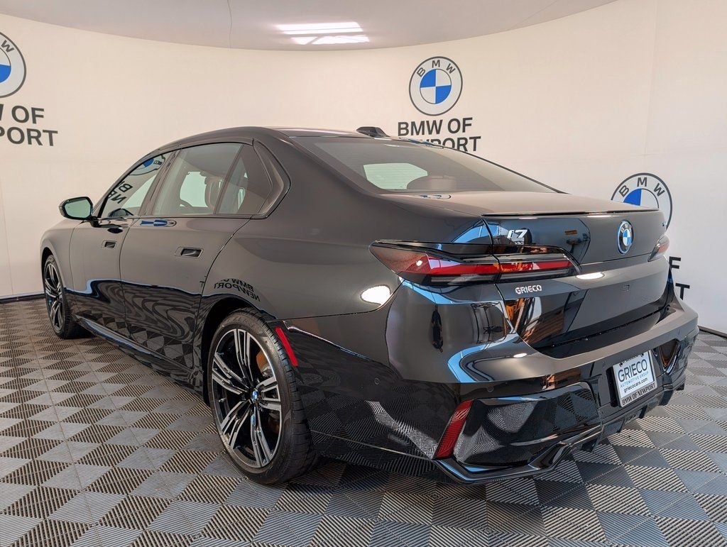 2026 BMW i7 60 - Photo 8