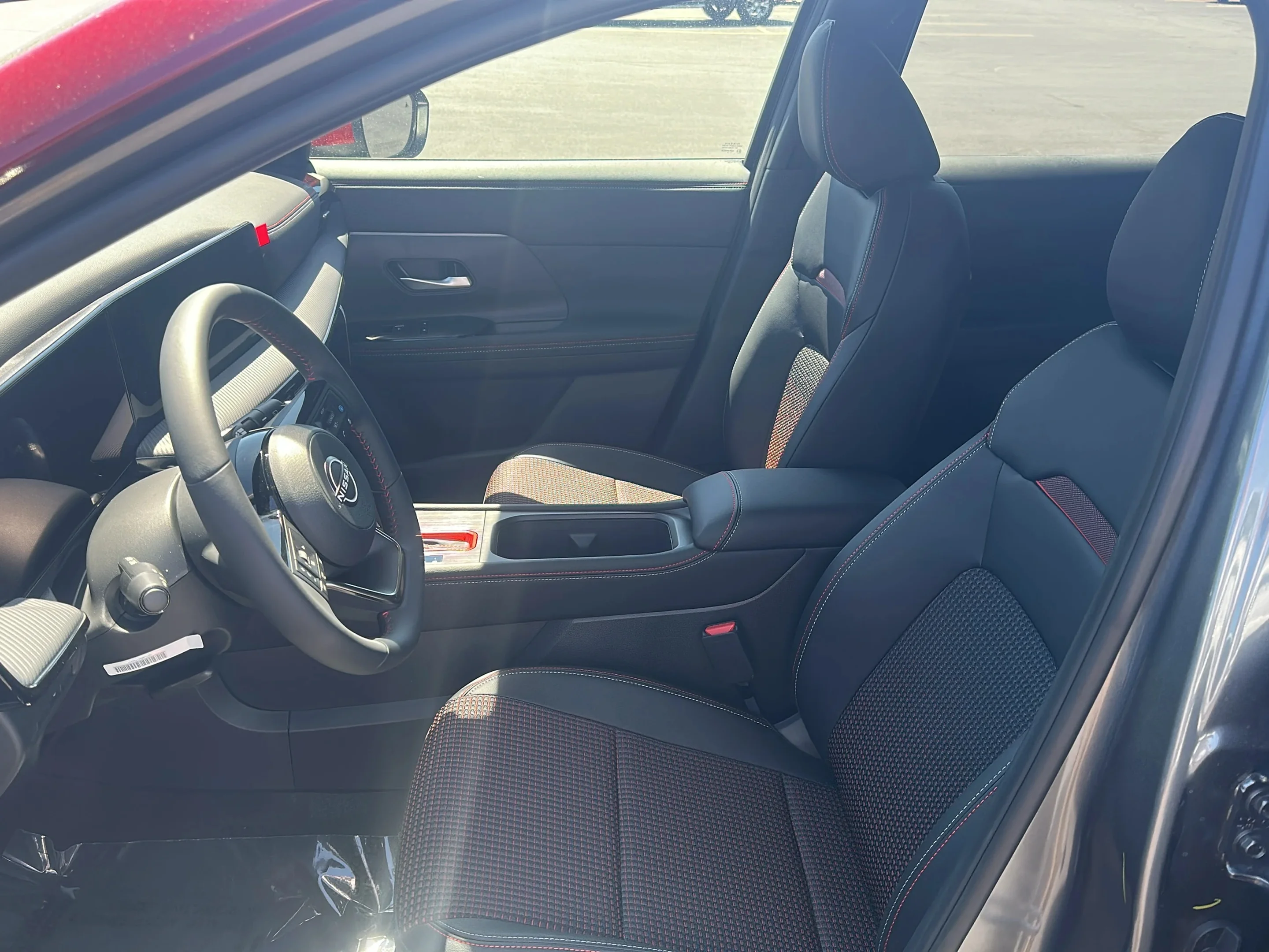 New 2026 Gun Metallic / Scarlet Ember Tintcoat Two-tone Nissan SR image 20