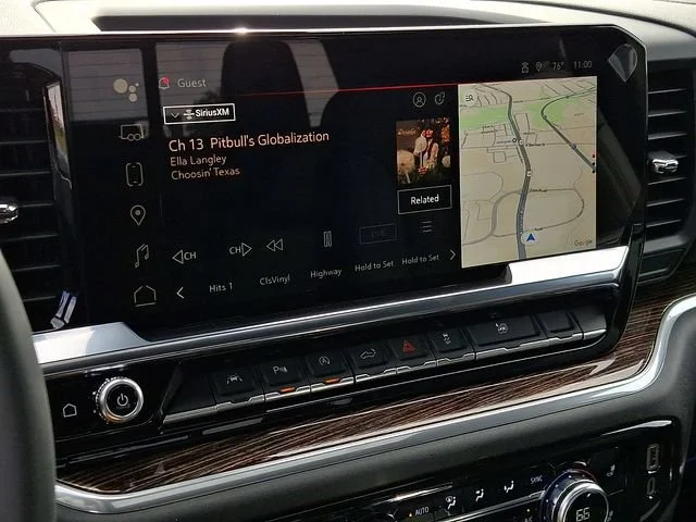 New 2026 Onyx Black GMC Elevation image 16
