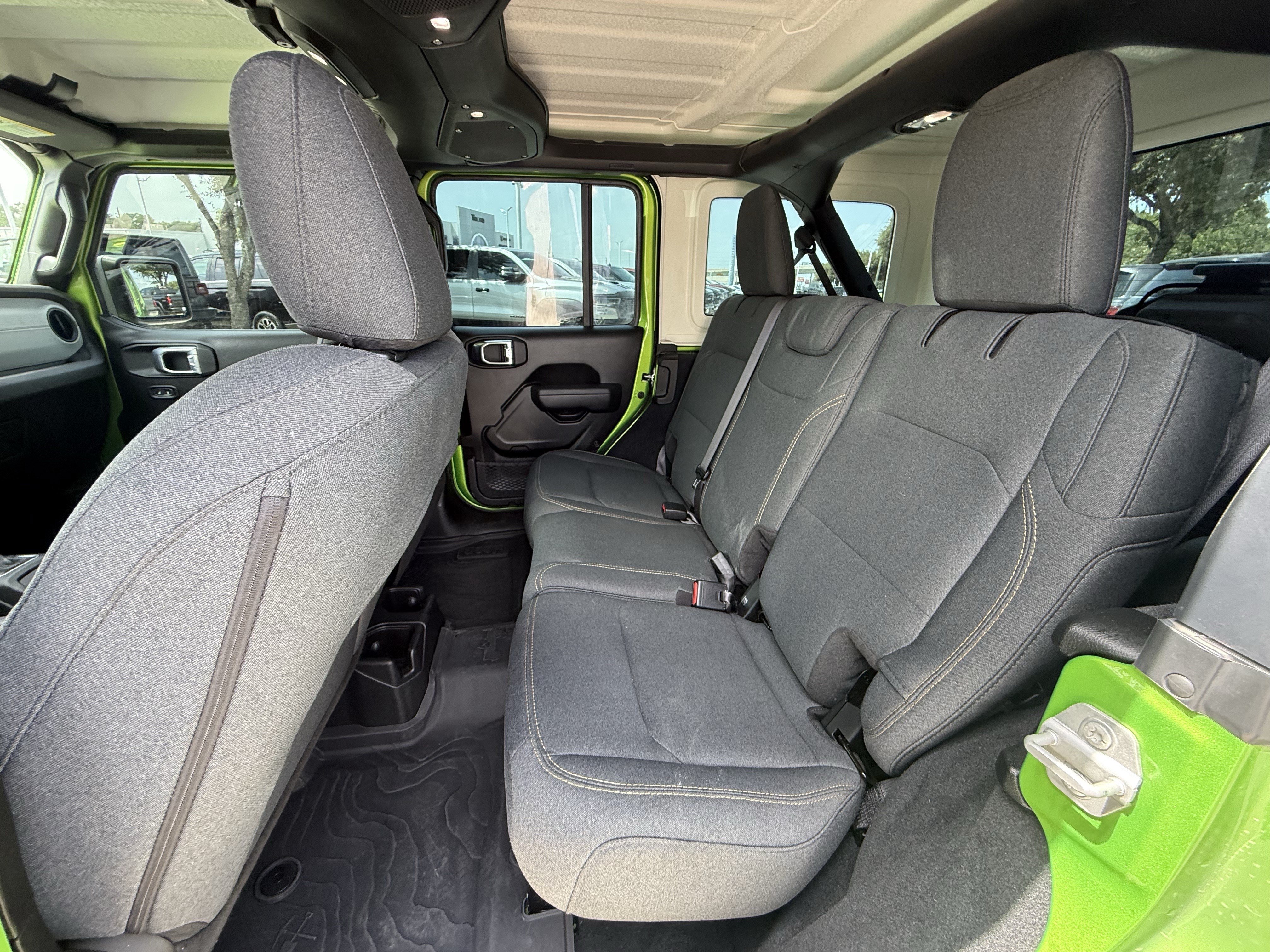 Used 2025 Mojito Clearcoat Jeep Sport image 28