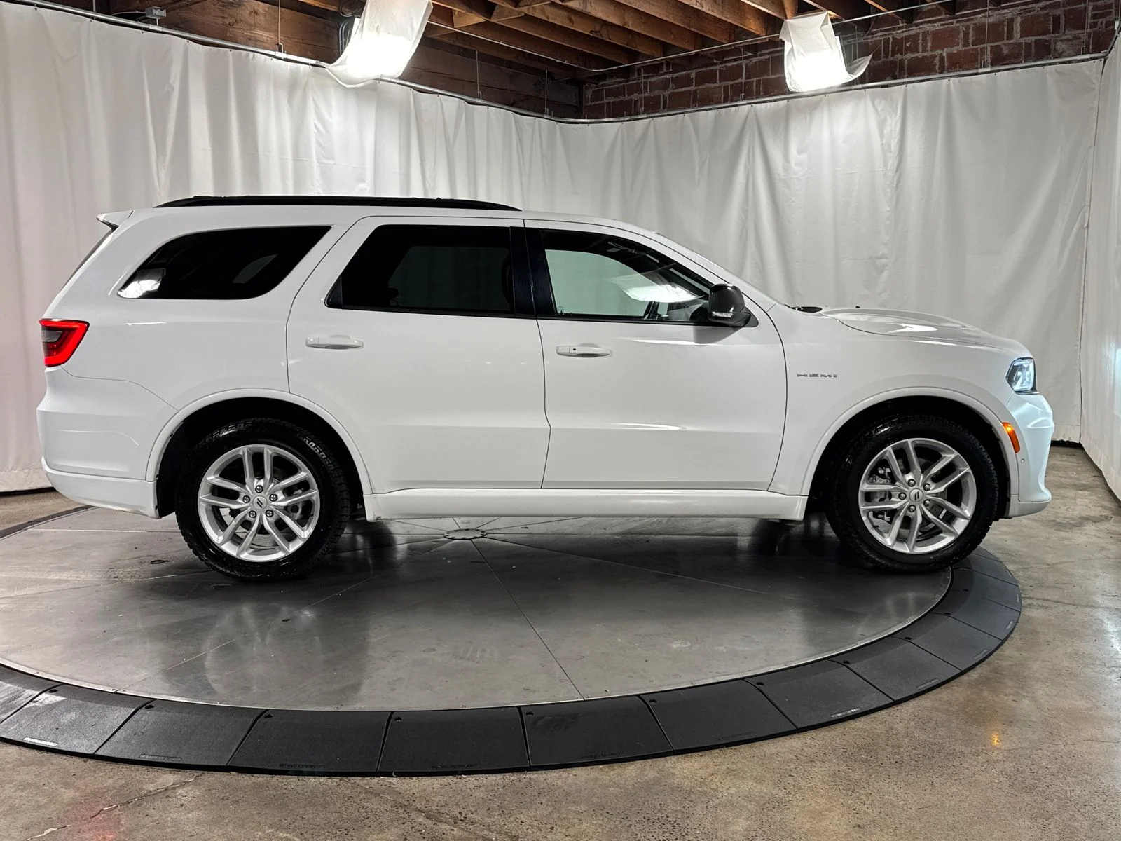 Used 2025 White Dodge R/T image 9